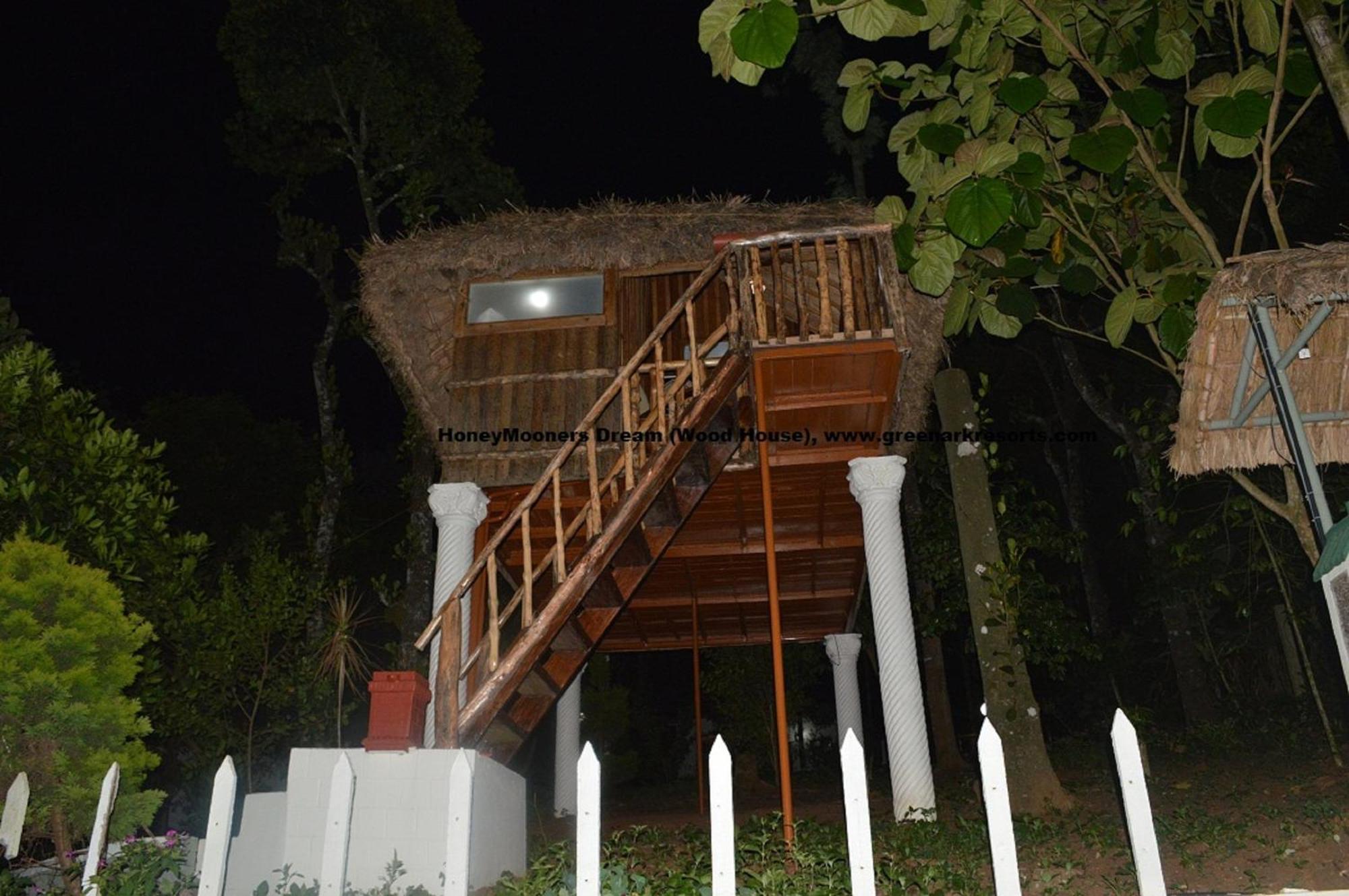 Green Ark Resorts Thekkady Szoba fotó